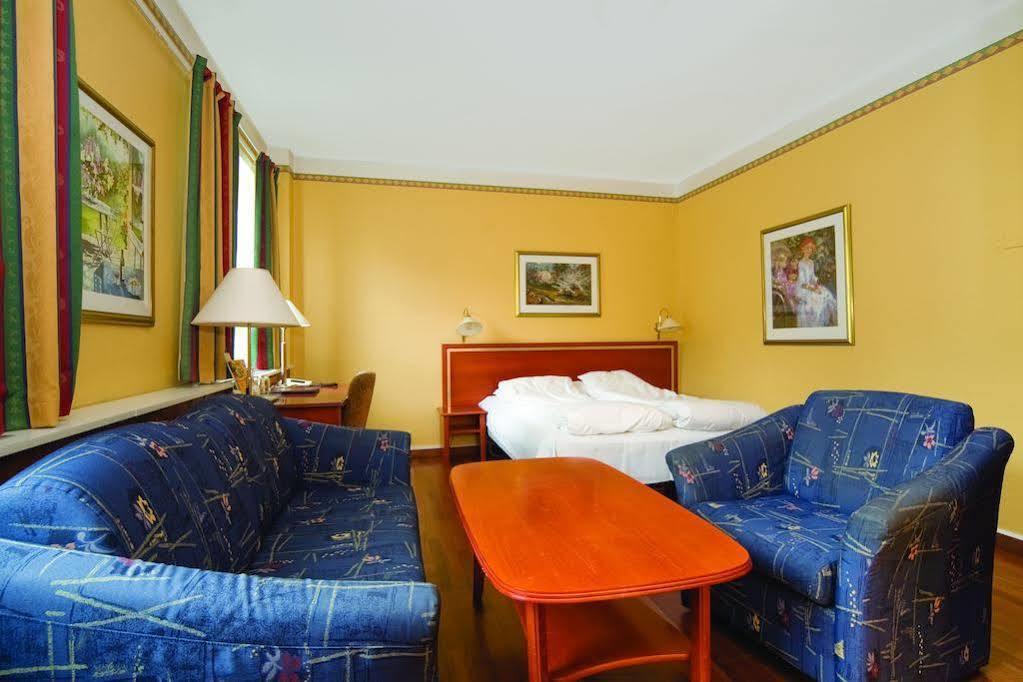 Comfort Hotel Фінснес Екстер'єр фото