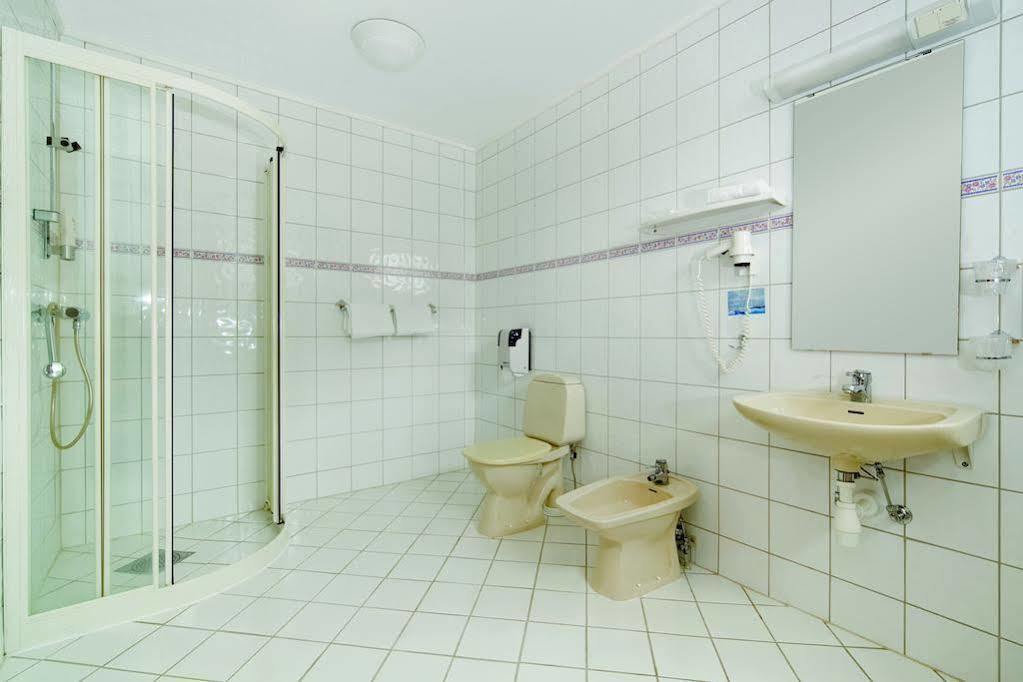 Comfort Hotel Фінснес Екстер'єр фото